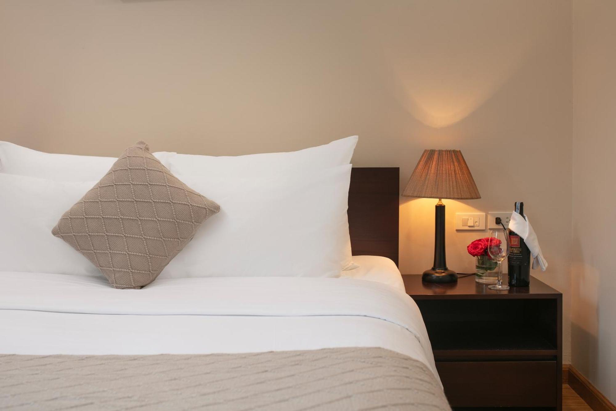 Hb Serviced Apartment - 12 Tran Quy Kien Hanoi Exterior photo